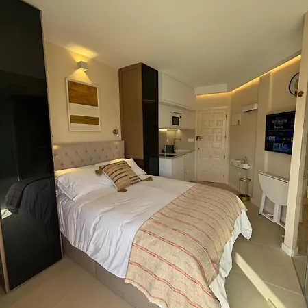 Langosta Petite Premium * Dénia