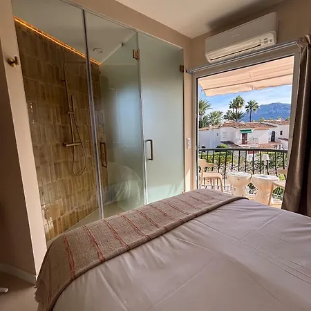 Langosta Petite Premium Apartment