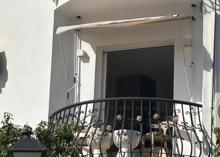 Langosta Petite Premium Apartment